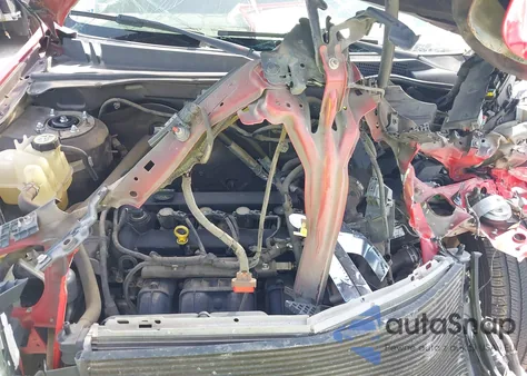 2009 Ford Escape Xlt z USA, uszkodzony, nr VIN 1FMCU03739KA81065